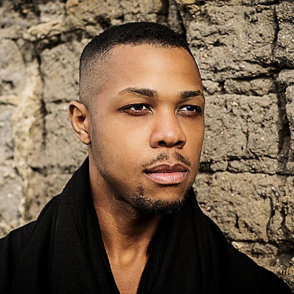 Bass-bariton, Davóne Tines. Photo by Nikolai Schukoff